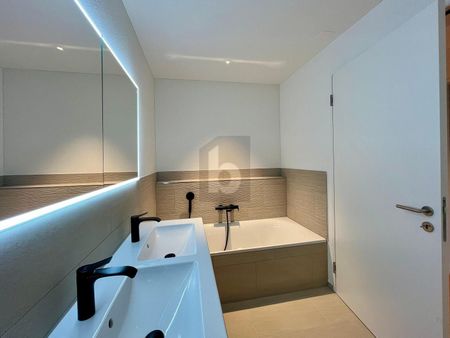 FIRST-TIME RENTER – GENEROUS AND BRIGHT - Foto 3