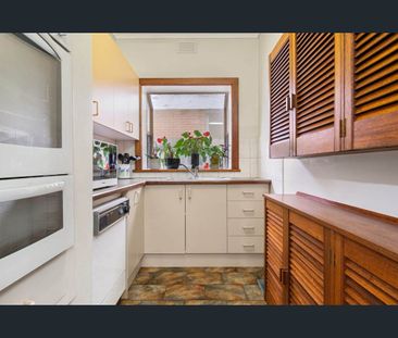 3 bedroom plus study room, family-friendly neighborhood on quite st... - Photo 5