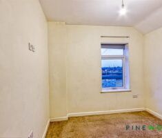 2 BEDROOM Apartment - First Floor - Photo 5