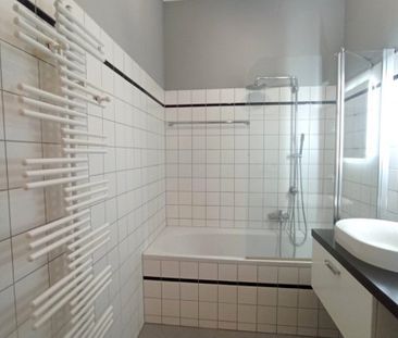Sehr schöne 3-Zimmer Wohnung mit Balkon in Ruhelage - Photo 2