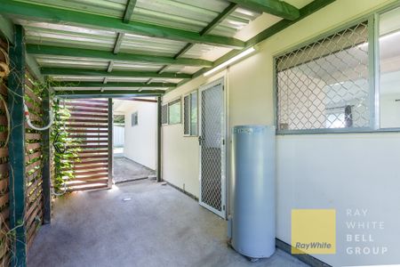35 Bunyip Street, Burleigh Heads QLD 4220 - House For Rent | Domain - Photo 4