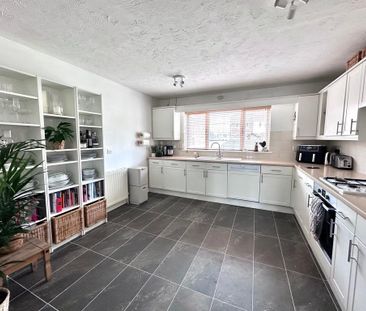 3 bedroom townhouse to rent - Photo 3