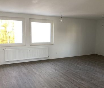 Altengerechtes 1-Zi.-Appartment mit gemütlichem Balkon. - Photo 1
