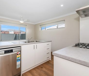 Contemporary Comfort and Space in a Brand New Dual Key Home - Photo 2