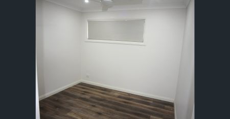 Near New 2 Bedroom Granny Flat - Photo 4