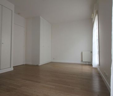 Location Appartement 1 pièce 28m² LE PLESSIS ROBINSON 92350 - Photo 4