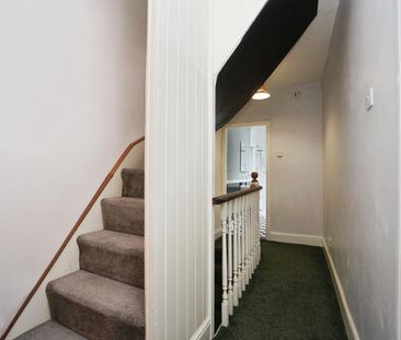 5 bedroom House To Let - Photo 1