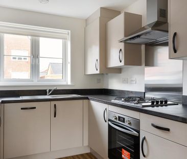 3 bedroom semi-detached house to rent - Photo 2