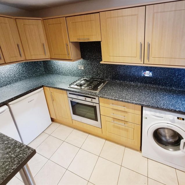 2 Bedroom House to Rent in Ryswick Road, Kempston, Bedford, MK42 - Photo 1