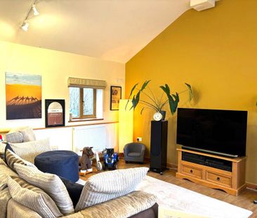 2 bedroom detached house to rent - Photo 2