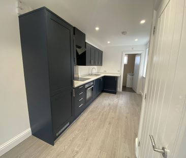 St. Josephs Road, Aldershot, Aldershot, GU12 - Photo 5