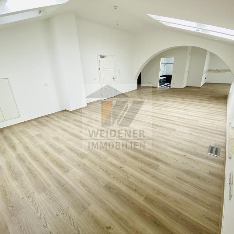 Wohnen in Gera schönster Villa! Exklusive 2 Raum Wohnung mit Fußbodenheizung und Aufzug / DG links - Photo 1