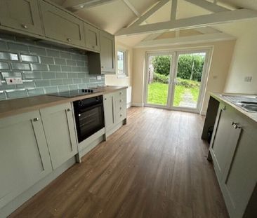 Danygrug, Crickhowell, Powys. - Photo 6