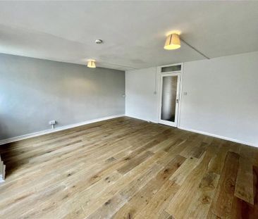 Property to rent - Photo 2