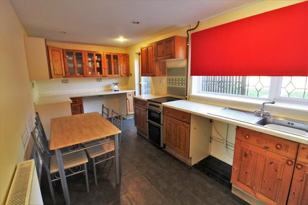 3 bedroom terraced house to rent - Photo 1