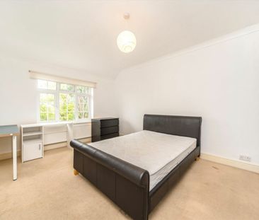 Birkenhead Avenue, KT2, London - Photo 4