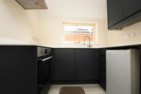 1 bedroom apartment to rent - Photo 4