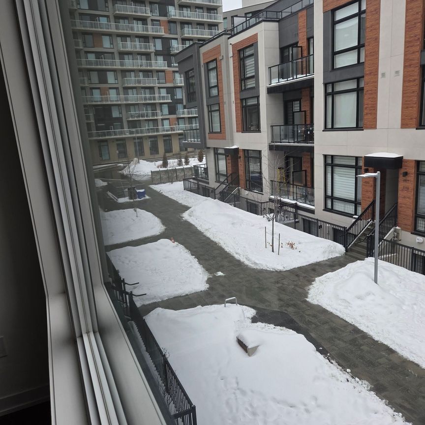 For Lease - 10 David Eyer Road Unit# TH 1235, Richmond Hill, Ontario - Photo 1