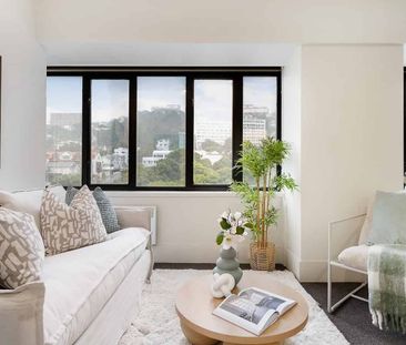 Cosy & sunny 2-Bedroom Apartment in Prime Location - Photo 3