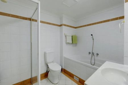2 Bedroom Apartment In Ideal Location - Photo 5