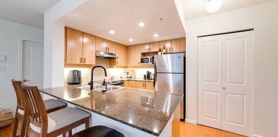 2 BED 1 BATH CONDO - Photo 2