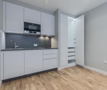 Studio to rent - Photo 3