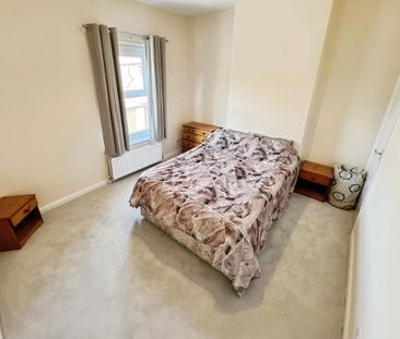 2 bedroom end of terrace house to rent - Photo 6