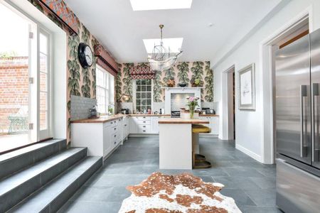 7 bedroom terraced house to rent - Photo 3