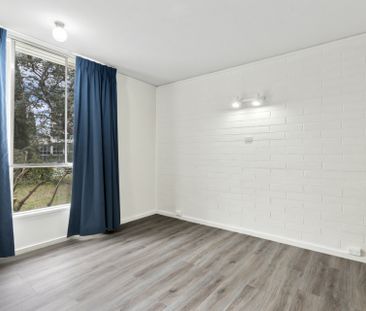 8 Sydney Avenue, Forrest ACT, Belconnen - Photo 3
