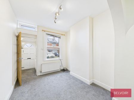 2 bedroom semi-detached house to rent - Photo 5