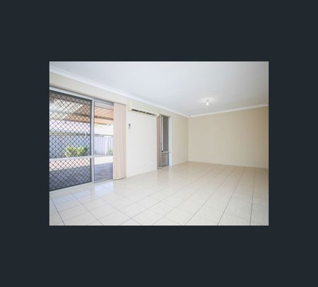 8 Amazon Drive, Beechboro, WA 6063 - Photo 4