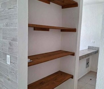 Casa económica en renta en Los Héroes - Photo 3