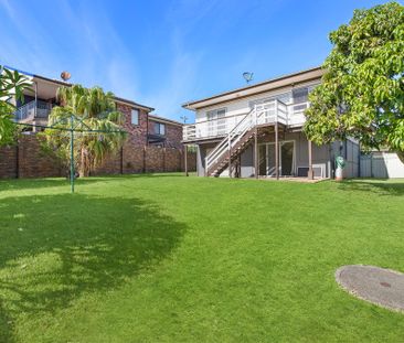 Spacious Family Living in Peaceful Kiama Downs - Photo 6
