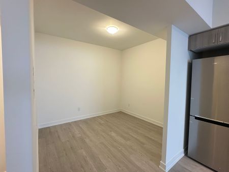 For Lease - 1010 Sandy Beach Road Unit# 1607, Pickering, Ontario - Photo 2