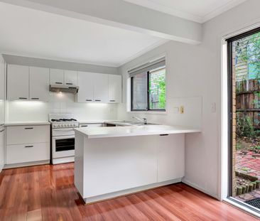 1/68 Normanby Avenue, Thornbury VIC 3071 - House For Rent | Domain - Photo 4