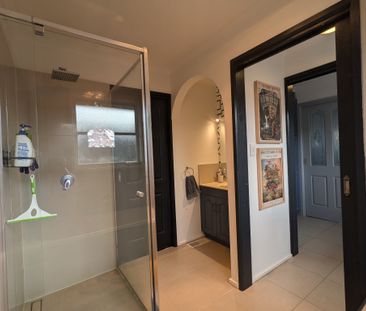 Sunshine West - Photo 5