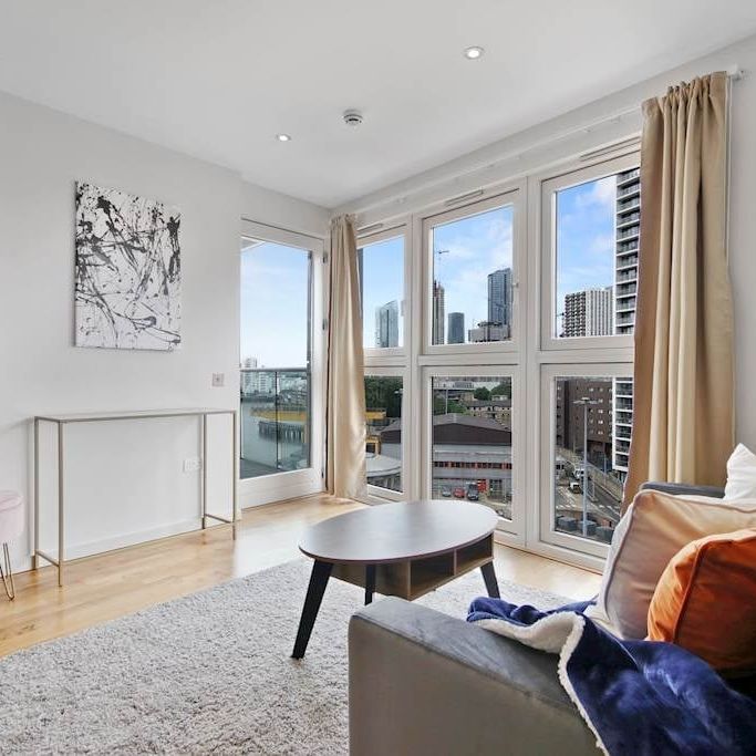 1 Bed Flat, New Providence Wharf, E14 - Photo 1