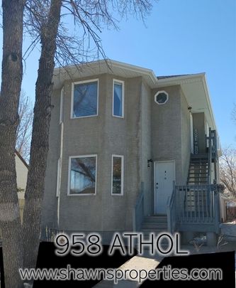 958 Athol St, Regina - Photo 1