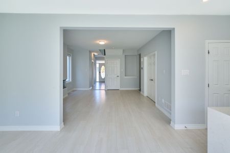 For Lease - 761 DERREEN Avenue, Stittsville - Munster - Richmond, Ontario - Photo 2