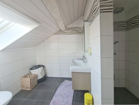 Bel appartement situé au centre-ville proche de toutes les commodités - Photo 5