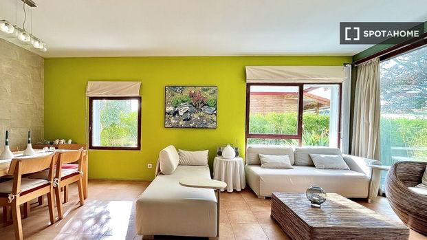 lisbon, Setúbal Municipality 2970 - Photo 1