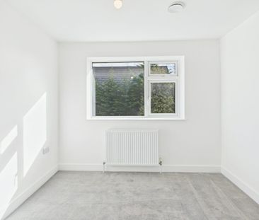 Semi-detached house to rent on - Photo 3