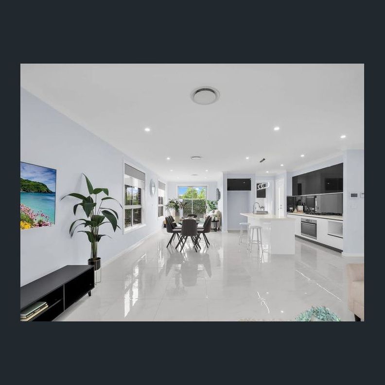 Modern Family Living, Just Minutes from Schofields Station - Photo 1