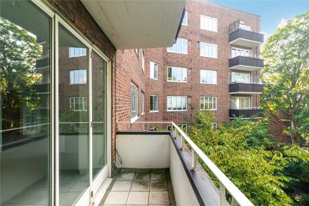 Redlynch Court, Addison Road, London, W14 flat to rent - Photo 2