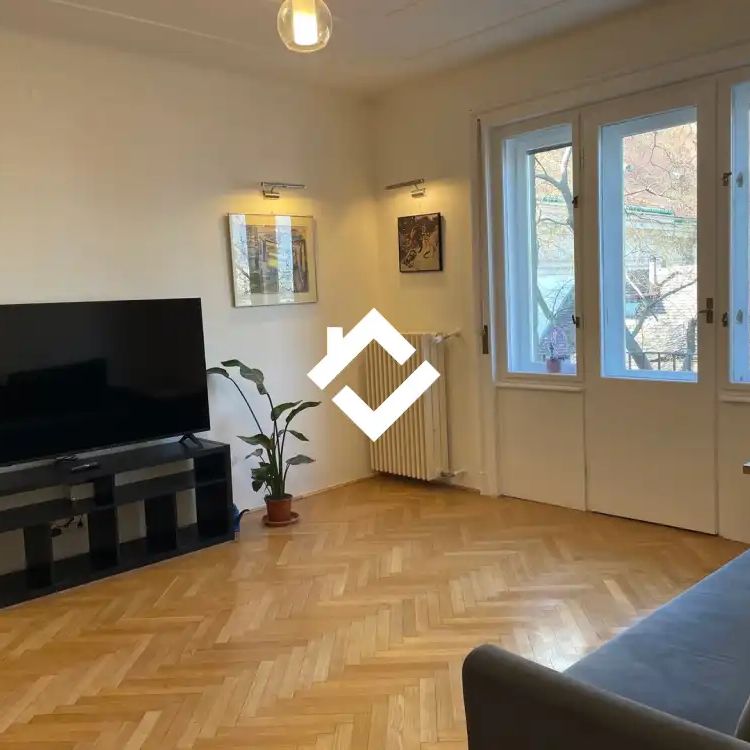 Budapest, I. kerület, Víziváros, Bem rakpart - Photo 1