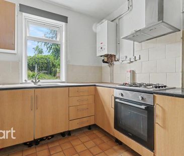 3 bedroom terraced house to rent - Photo 6