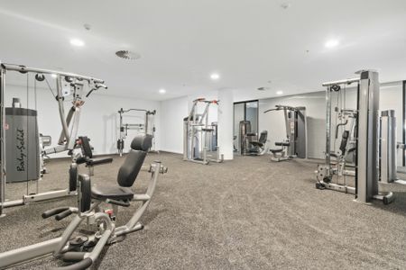 Luxury Living At The Griffin - Photo 3