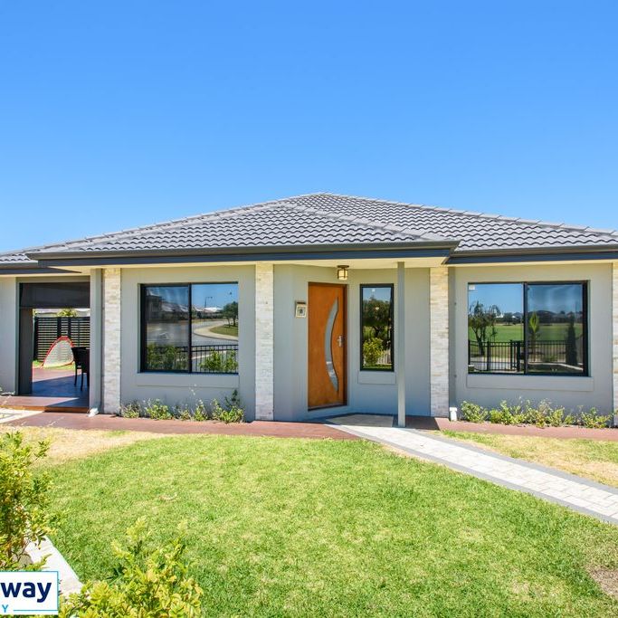 96 Macquarie Boulevard, HAMMOND PARK WA 6164 - Photo 1
