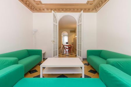 Carrer de Roger de Llúria, Barcelona, Catalonia 08037 - Photo 3