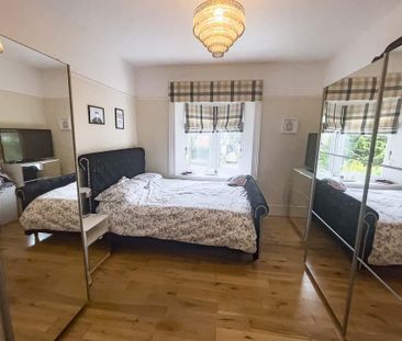 4 bedroom semi-detached house to rent - Photo 5